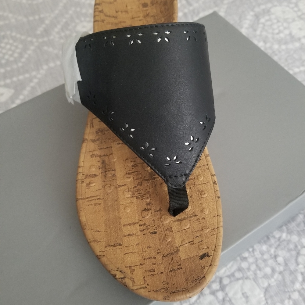 Vionic Wedge Sandals